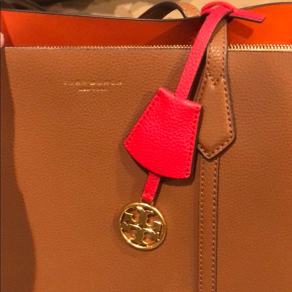 Tory burch camel tote - Picture 3 of 4